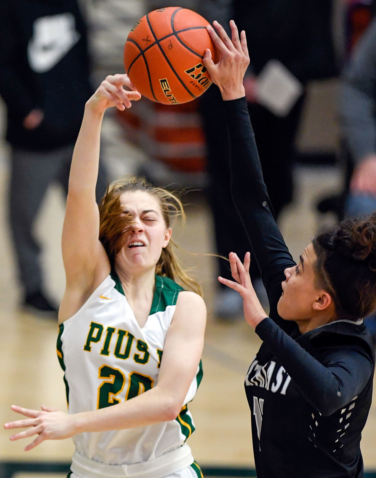 Lincoln Northeast vs. Lincoln Pius X